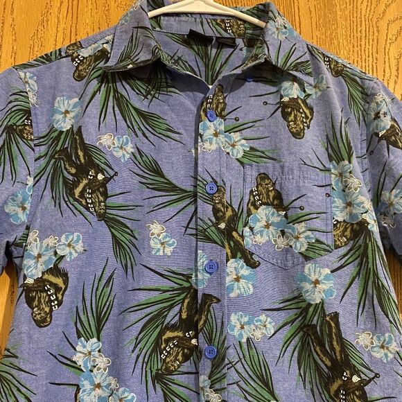 Star Wars Mens Blue Multi Chewbacca Hawaiian/Floral Print Button Down Shirt Sz-S - Picture 3 of 9